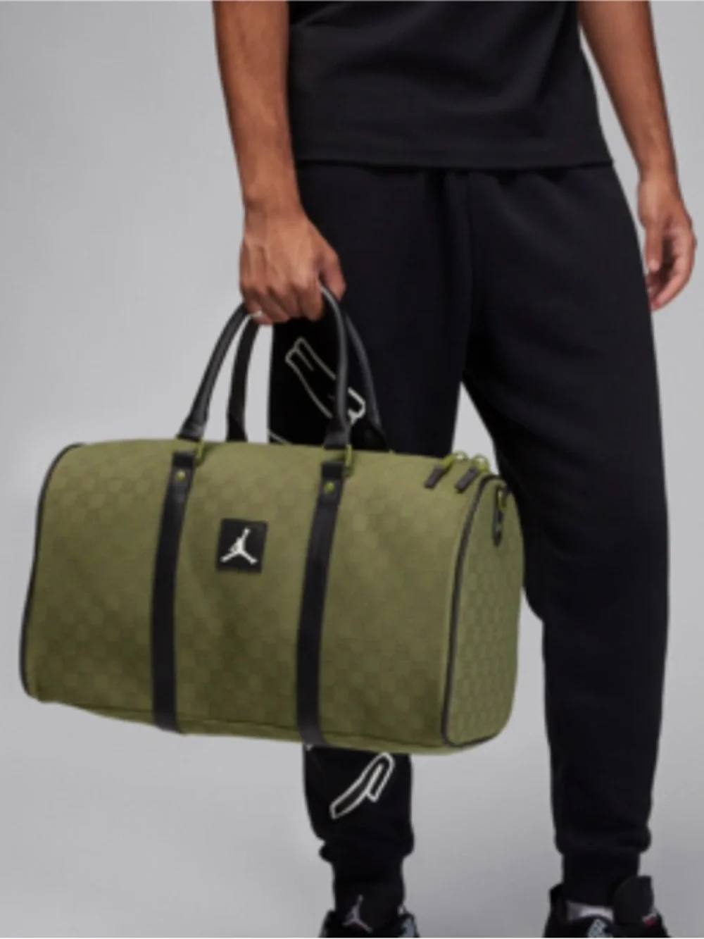 LIKE NEW Air Jordan Olive Travel Duffel